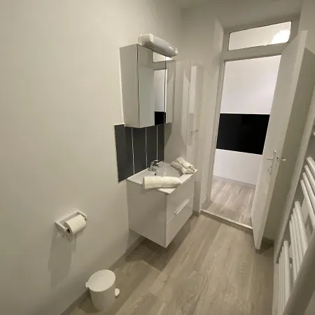 Le Desbals - T2 Agreable Pres Du Metro Apartment